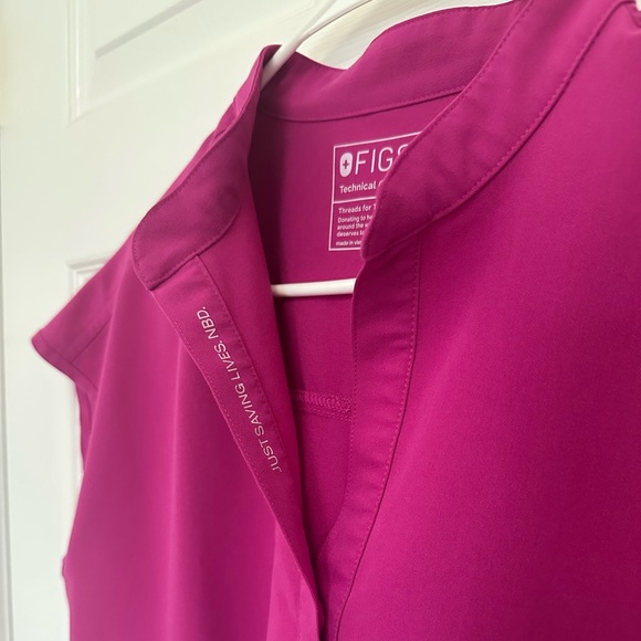 Figs Rafaela Scrub Top - Picture 3 of 5